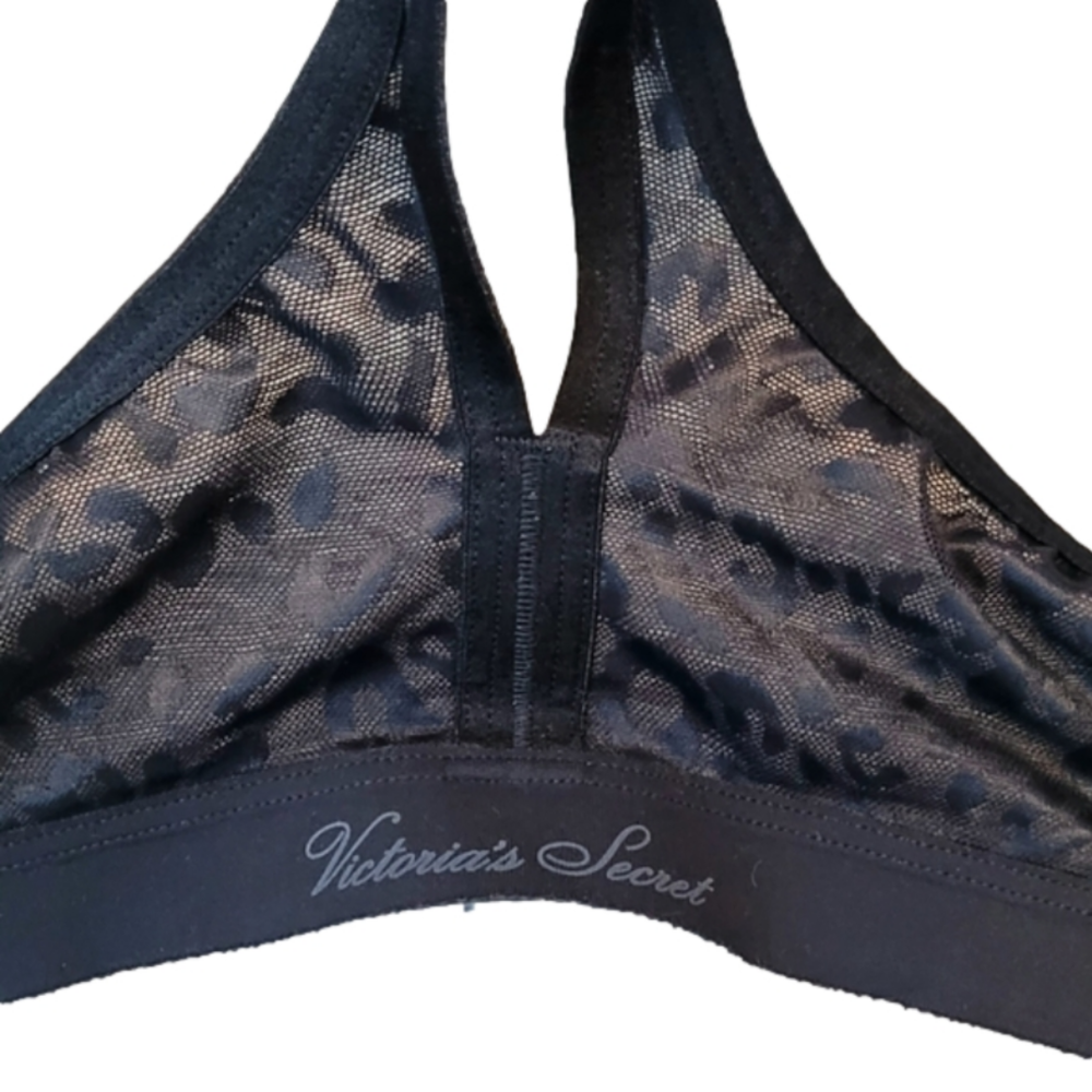 Victoria's Secret Knockout High Impact Sports Bra Leopard Print - Picture 5 of 6
